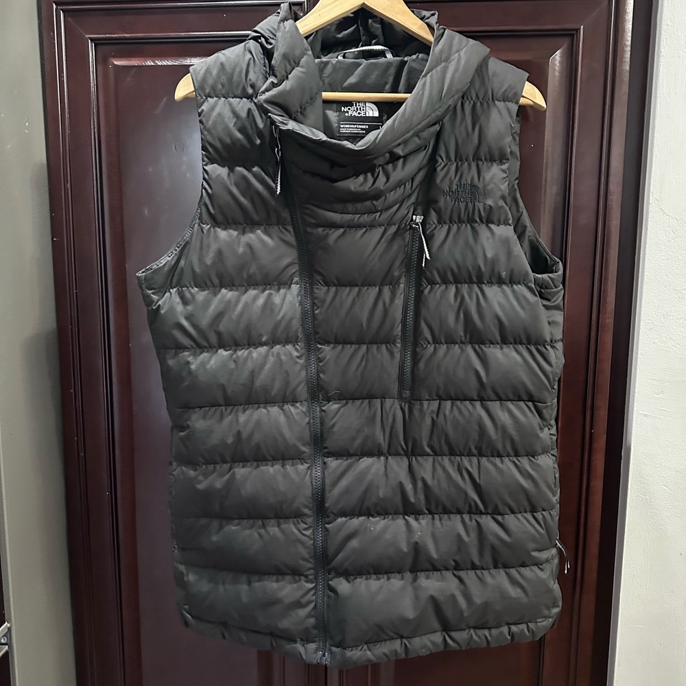 The North Face Women's Black Vest